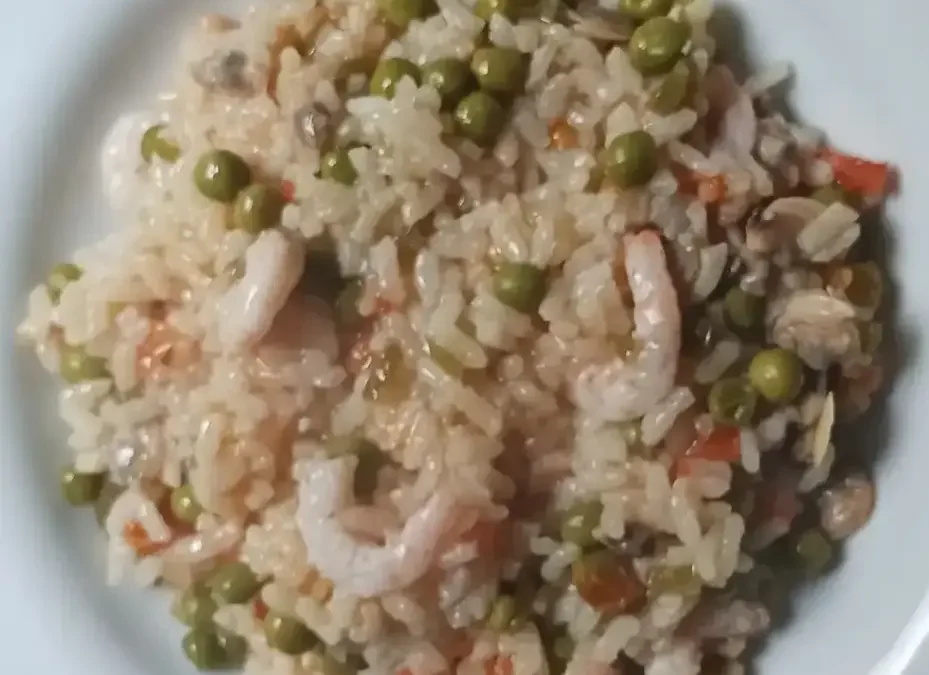 Arroz con gambas y almejas